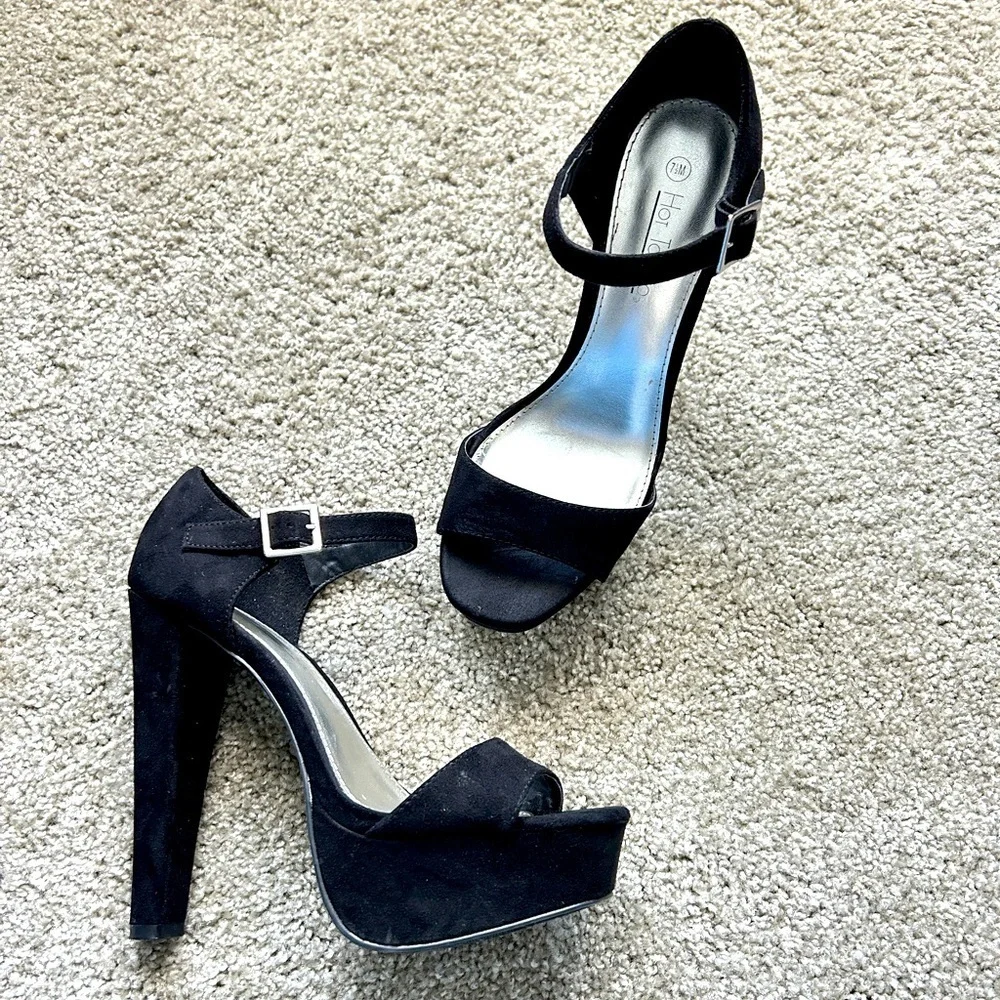 Black Platform High heeled suede sandals, sz 7.5, stiletto dance club shoes,